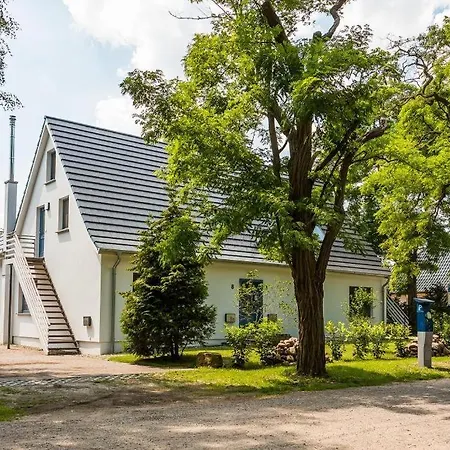 Drei Akazien 3 * Neuhaus (Mecklenburg-Vorpommern)